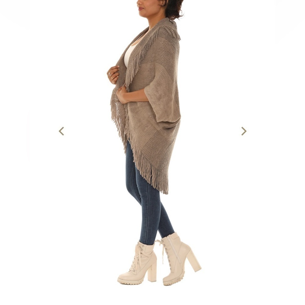 Ruggine Knit Fringe Poncho Shrug Wrap Taupe Brown Tan - Picture 6 of 12